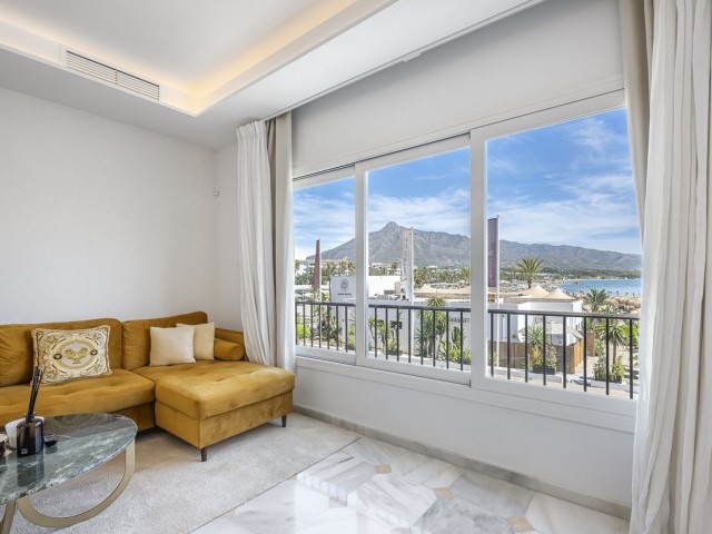 Takvåning i Puerto Banús