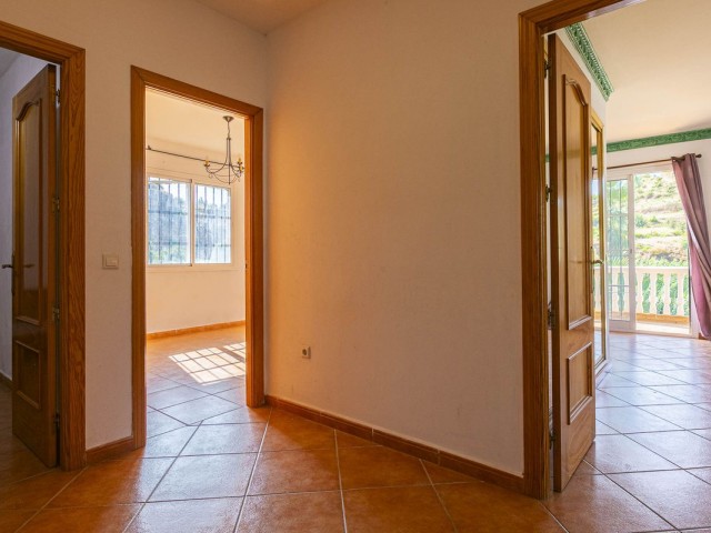 4 Bedrooms Villa in Mijas