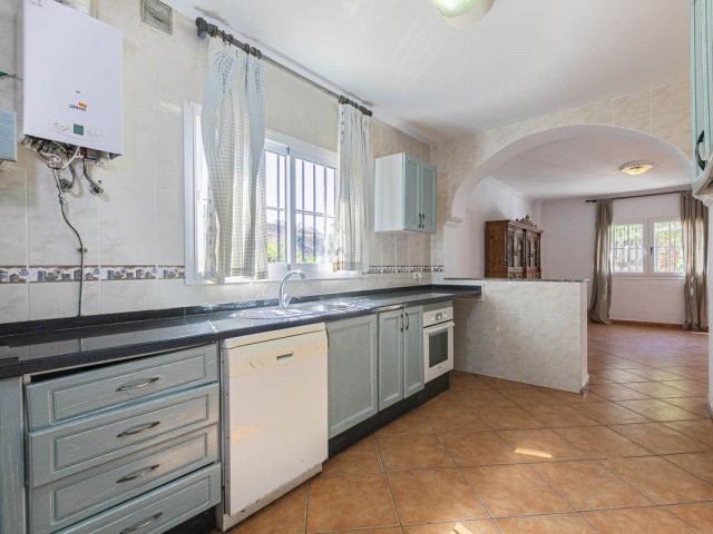 4 Bedrooms Villa in Mijas