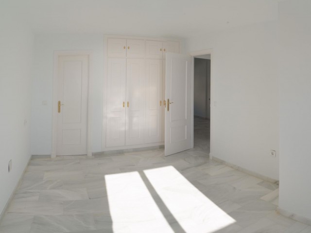 Leilighet, Casares, R5141815