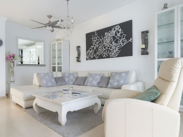 Apartment, New Golden Mile, R5135899
