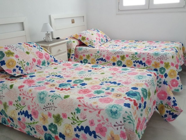 4 Slaapkamer Rijtjeshuis in Estepona