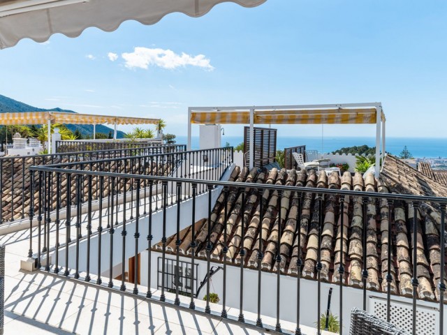 3 Bedrooms Apartment in Mijas