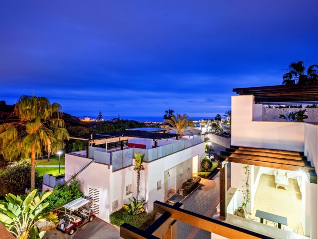 3 Bedrooms Townhouse in Marbella