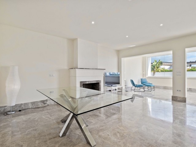 3 Bedrooms Townhouse in Marbella