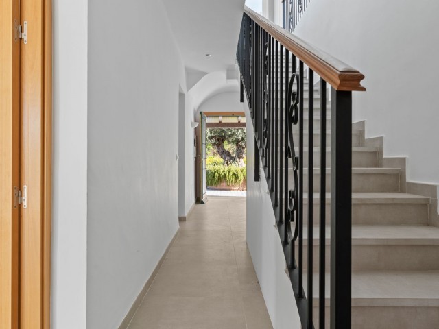7 Bedrooms Villa in Mijas