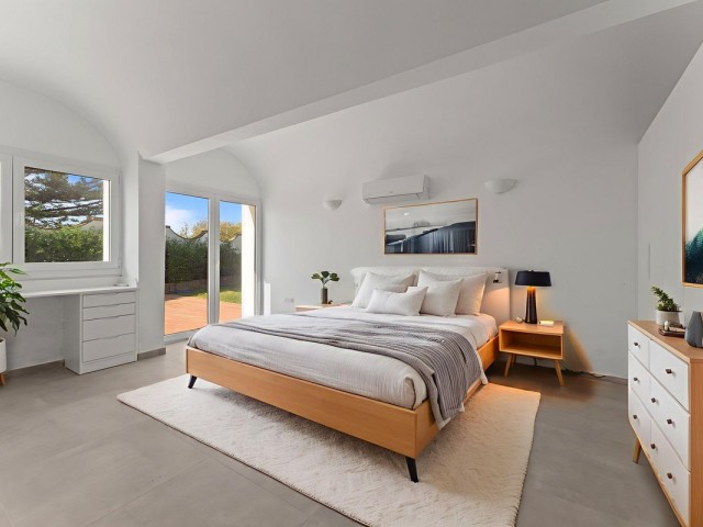 7 Bedrooms Villa in Mijas