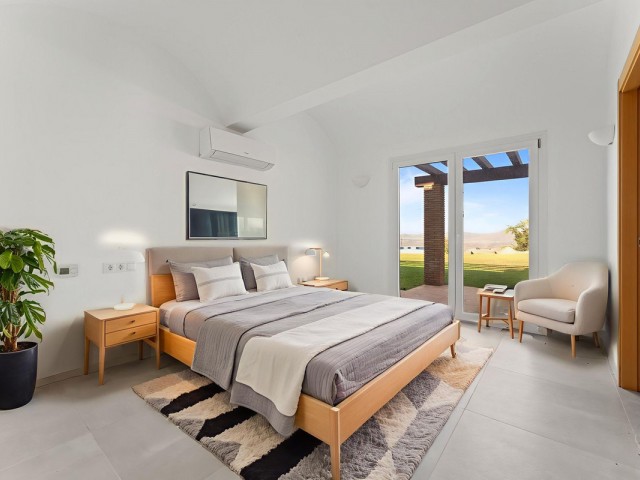 7 Bedrooms Villa in Mijas