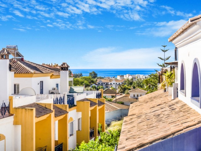 5 Bedrooms Villa in San Pedro de Alcántara