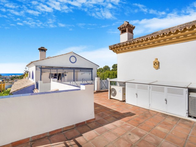 5 Bedrooms Villa in San Pedro de Alcántara