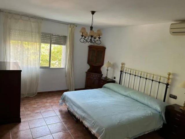 Huoneisto, Marbella, R5135443