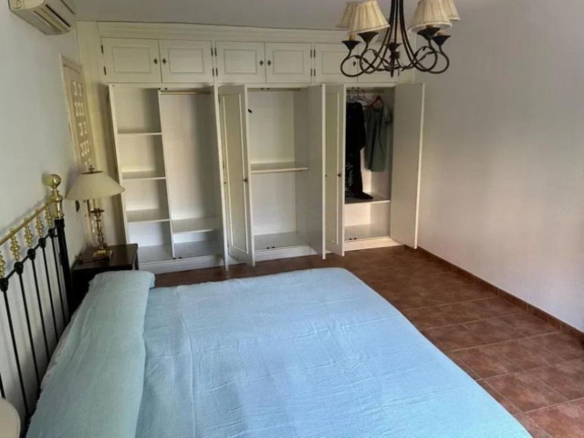 Appartement avec 3 Chambres  à Marbella