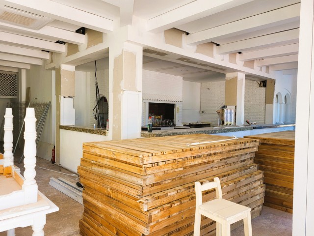 Comercial, San Luis de Sabinillas, R5139250