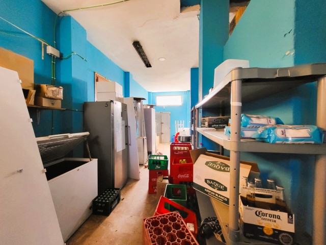 Kommerziell in San Luis de Sabinillas