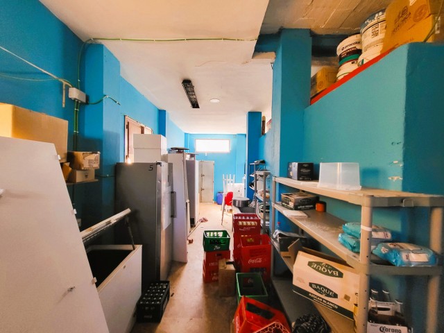 Kommerziell in San Luis de Sabinillas