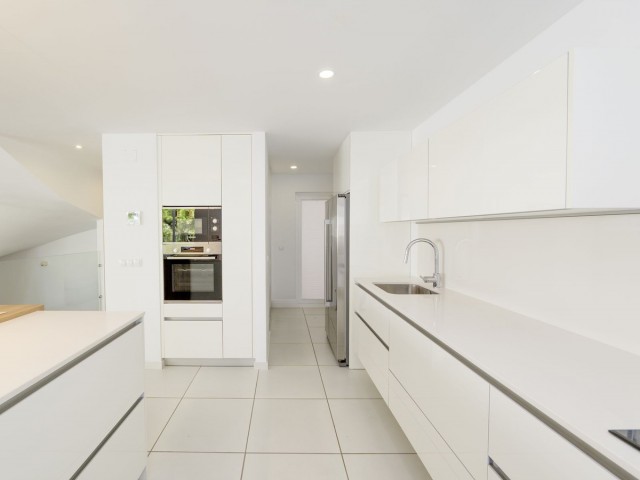 4 Bedrooms Villa in Benalmadena