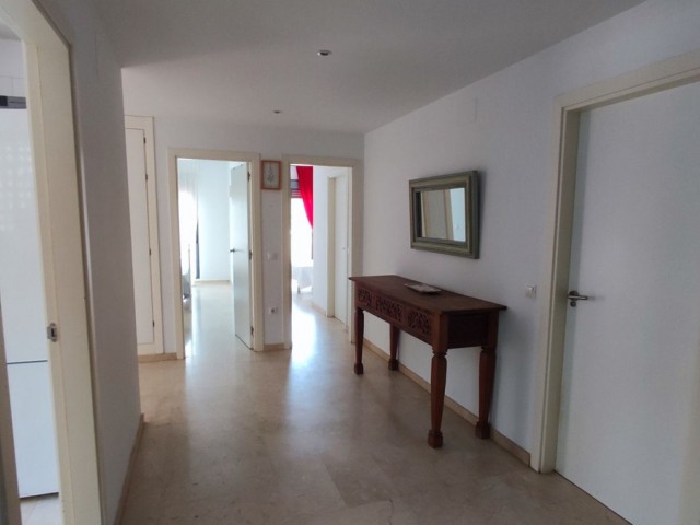 3 Bedrooms Apartment in Manilva
