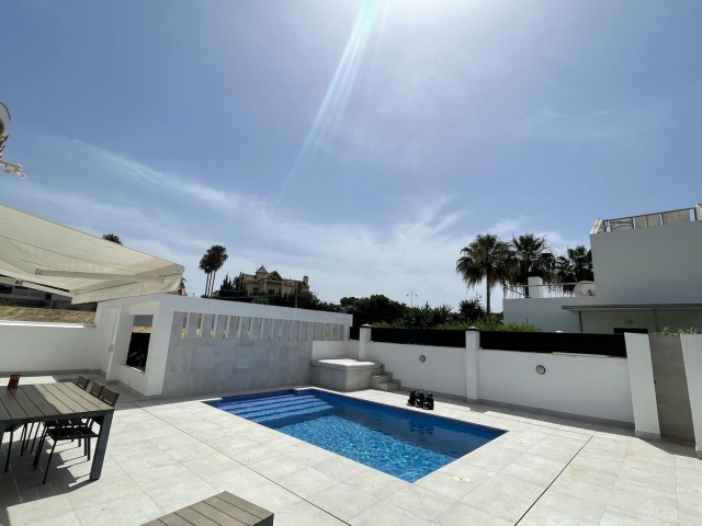 Villa avec 3 Chambres  à San Pedro de Alcántara