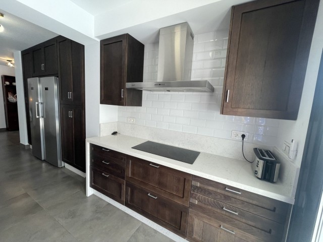 Villa avec 3 Chambres  à San Pedro de Alcántara