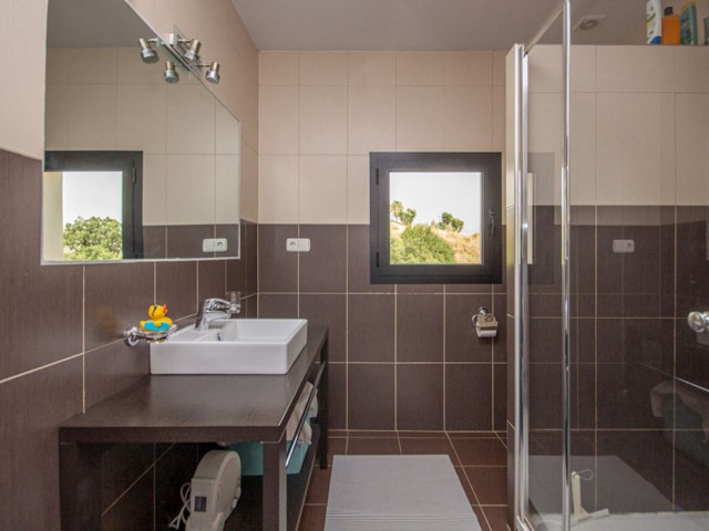 4 Bedrooms Villa in La Mairena