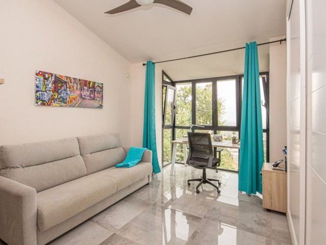 4 Bedrooms Villa in La Mairena