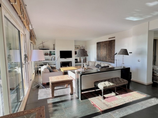 3 Bedrooms Apartment in Sierra Blanca