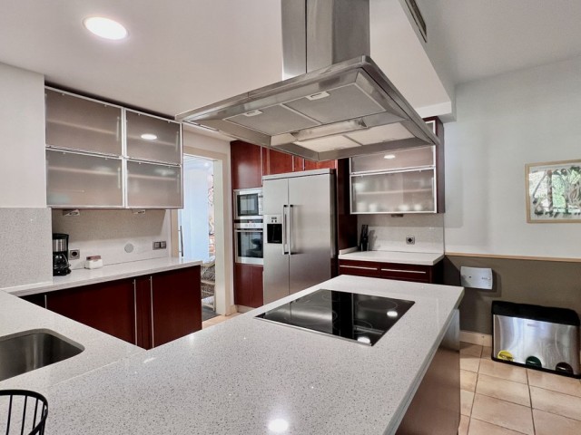 3 Bedrooms Apartment in Sierra Blanca