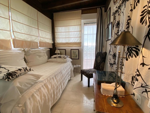 Apartamento con 2 Dormitorios  en Río Real