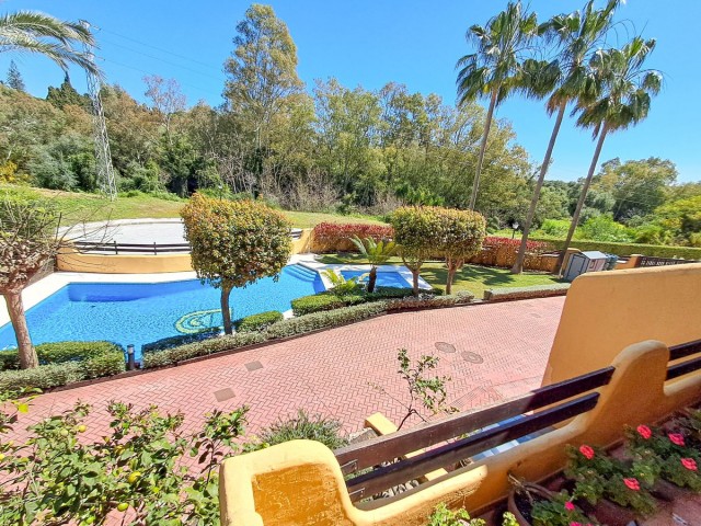 Maison mitoyenne avec 3 Chambres  à Nagüeles