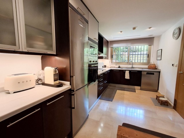 Maison mitoyenne avec 3 Chambres  à Nagüeles