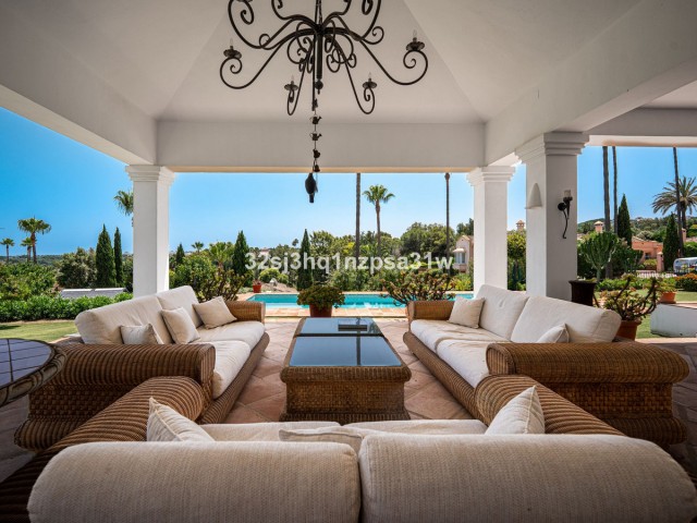 5 Bedrooms Villa in Sotogrande