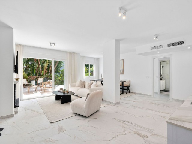 Leilighet, Guadalmina Baja, R5125243