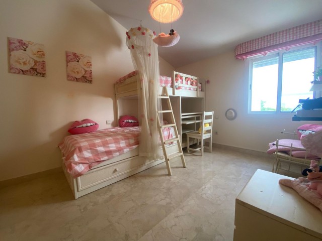 3 Bedrooms Apartment in Torrequebrada