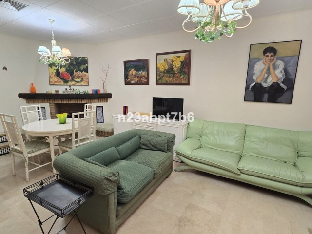 Apartment, Nueva Andalucia, R5142721