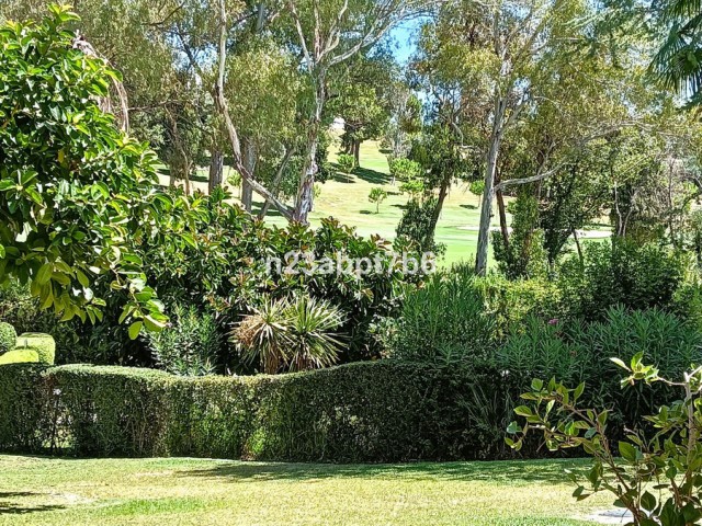 2 Bedrooms Apartment in Nueva Andalucía