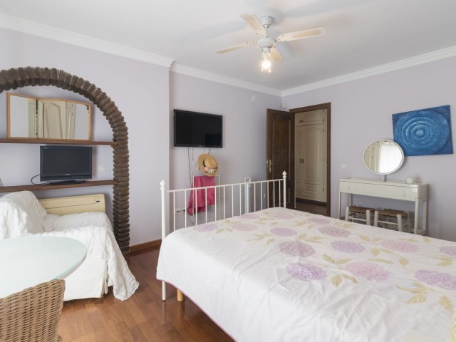 6 Schlafzimmer Villa in Fuengirola