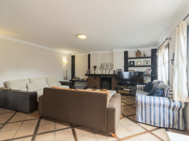 6 Bedrooms Villa in Fuengirola