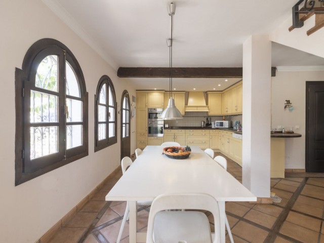6 Bedrooms Villa in Fuengirola