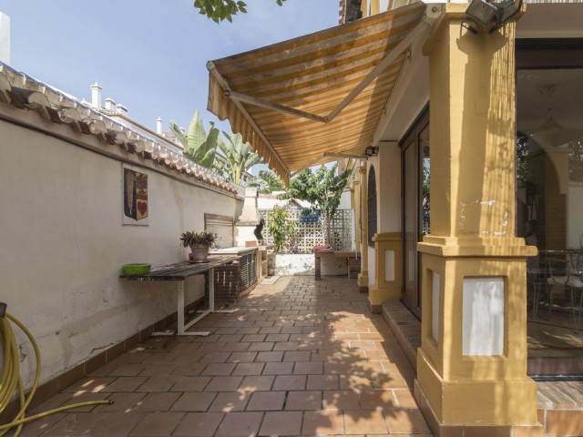 6 Bedrooms Villa in Fuengirola