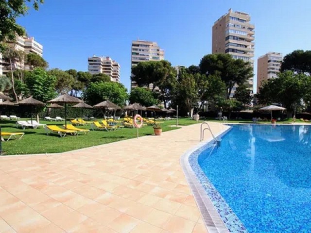3 Makuuhuoneen Huoneisto Torremolinos