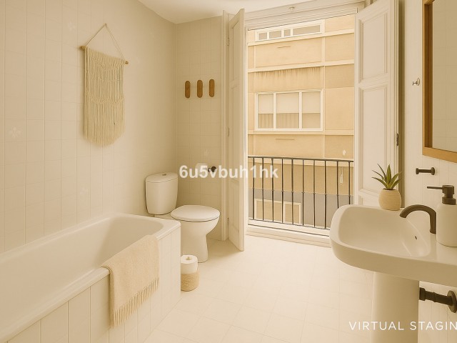 Apartamento con 2 Dormitorios  en Málaga