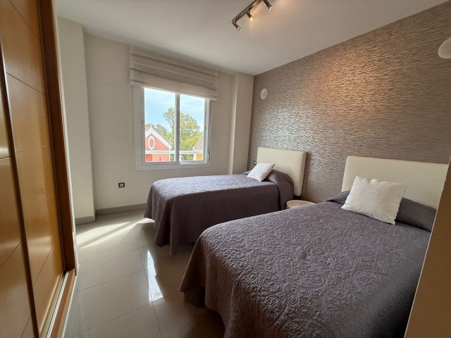 Apartamento, New Golden Mile, R5142190
