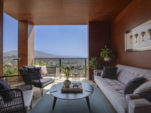 3 Bedrooms Townhouse in Benahavís