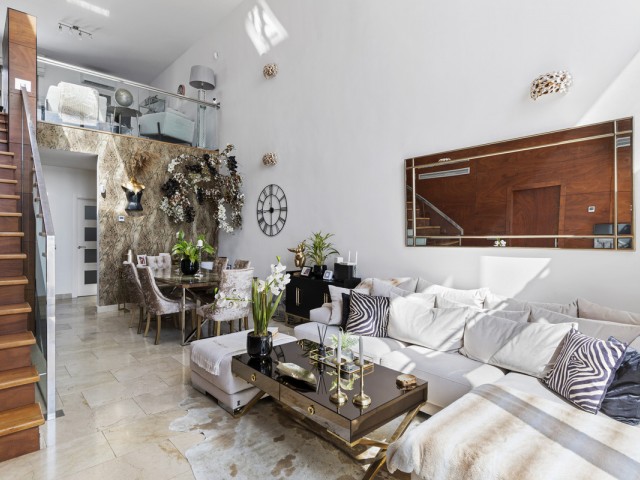 3 Bedrooms Townhouse in Benahavís