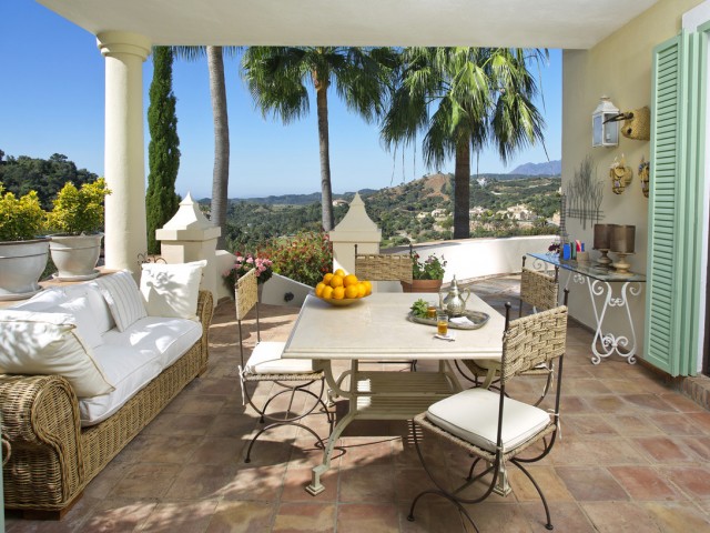8 Bedrooms Villa in Benahavís