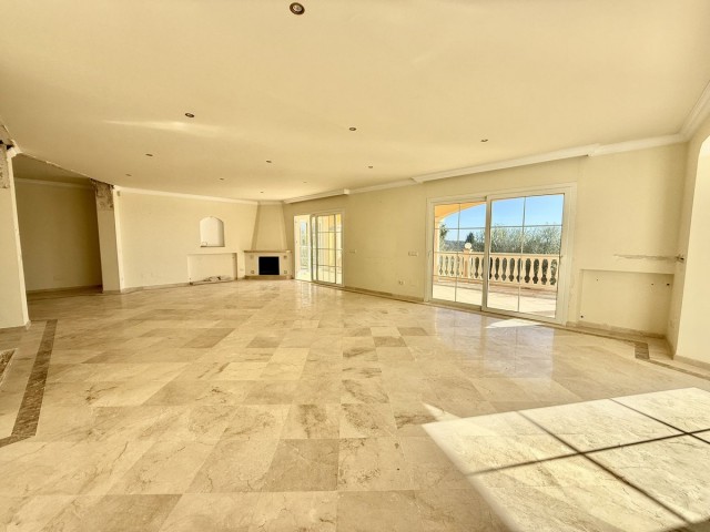 Villa avec 5 Chambres  à Hacienda Las Chapas