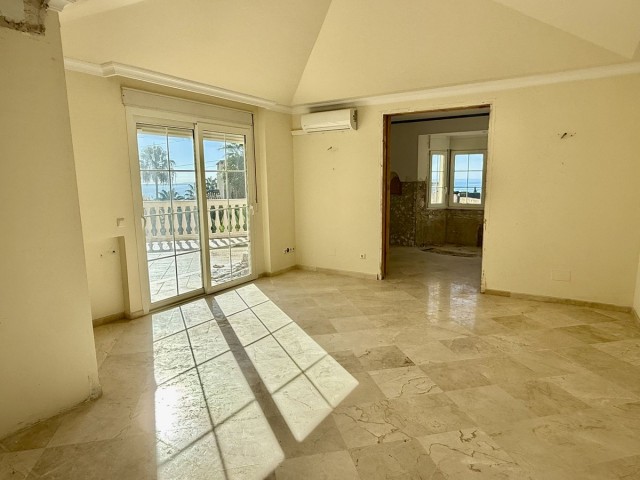 Villa avec 5 Chambres  à Hacienda Las Chapas