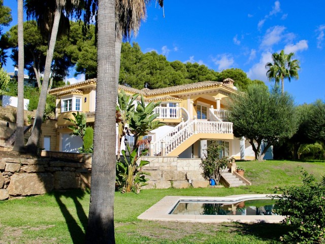 6 Schlafzimmer Villa in Hacienda Las Chapas