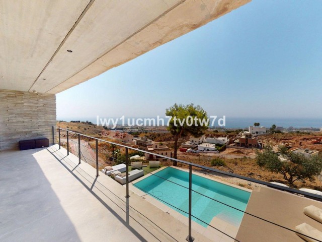 4 Soveroms Villa i Benalmadena