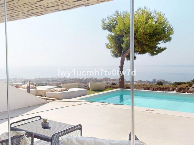 4 Soveroms Villa i Benalmadena